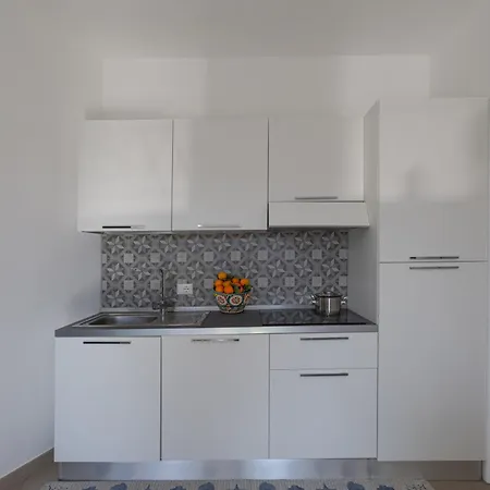 Summer House Tatil Evi Rapallo