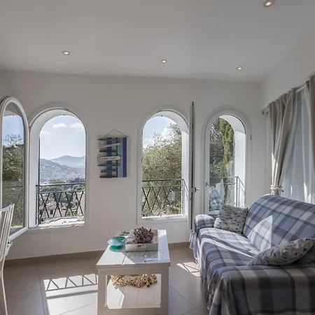 Summer House Nyaraló *