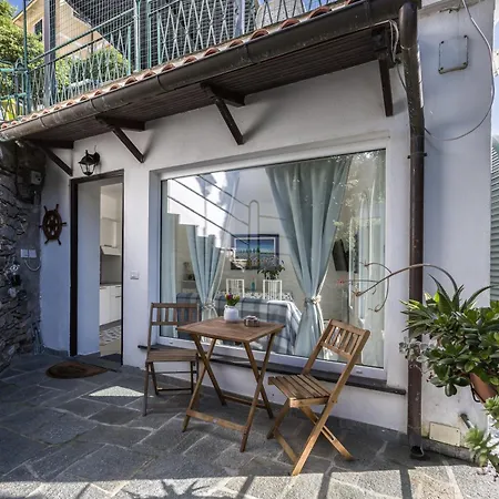 Summer House Nyaraló